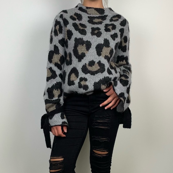 Solar Gray Leopard Print Wool Long Sweater - Picture 3 of 12